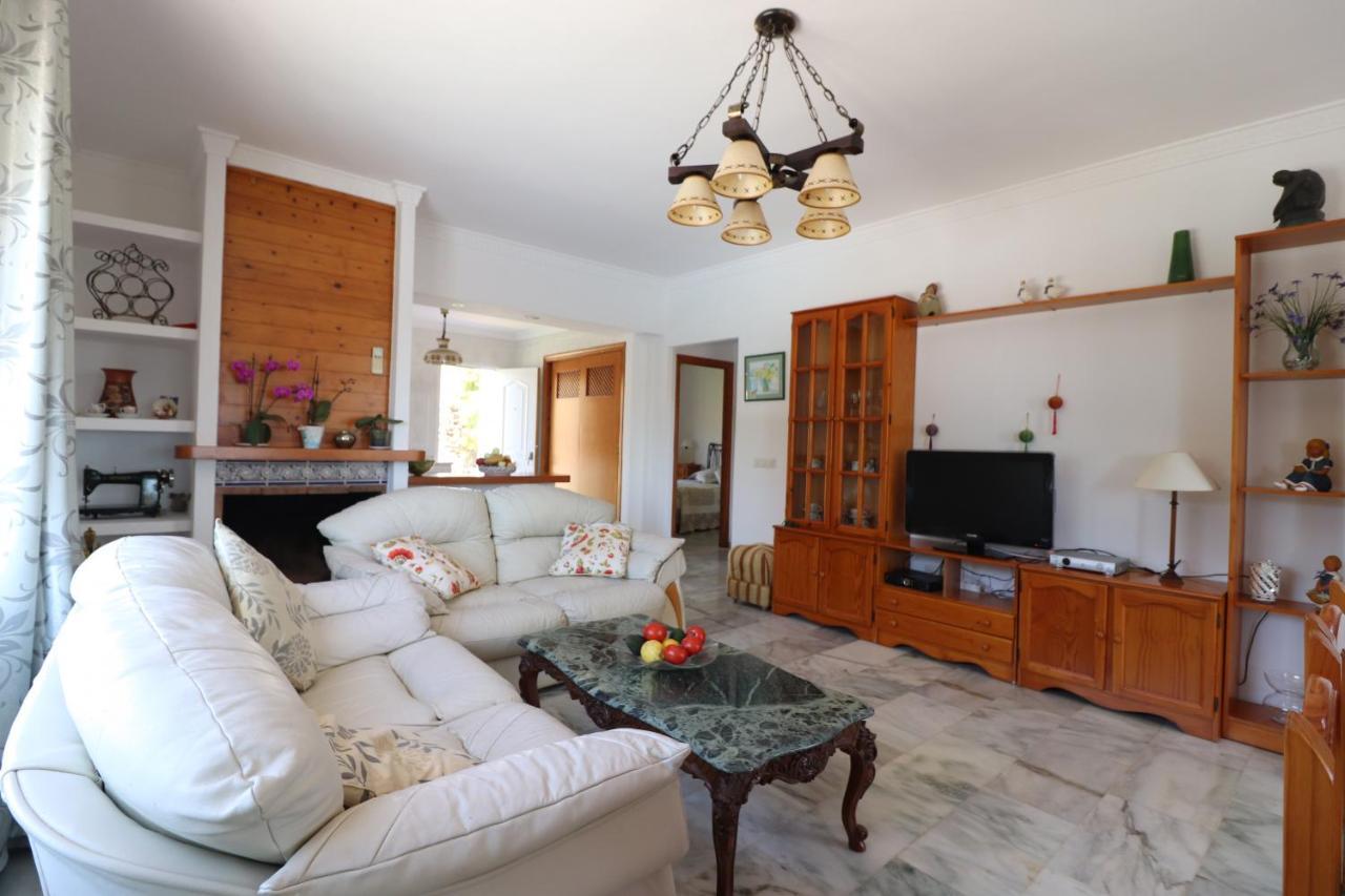 Paloma Romero Spainsunrentals 1163 Nerja